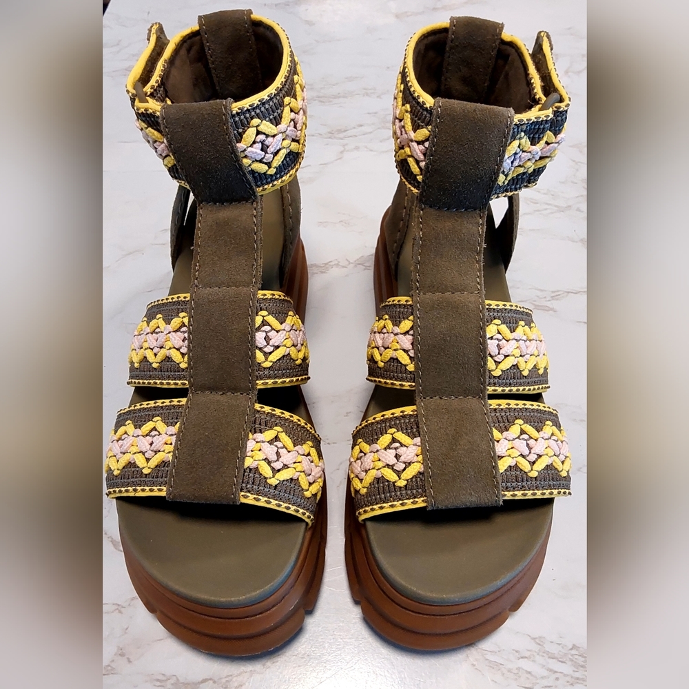 Anthropologie UGG Ashton Heritage Braid Suede Sandals Burnt Olive Women Sz 7.5